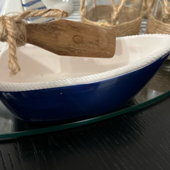 Nautical Stoneware Sailboat S/P shaker’s and butter (serving dish boat/paddle - Picture 4 of 17